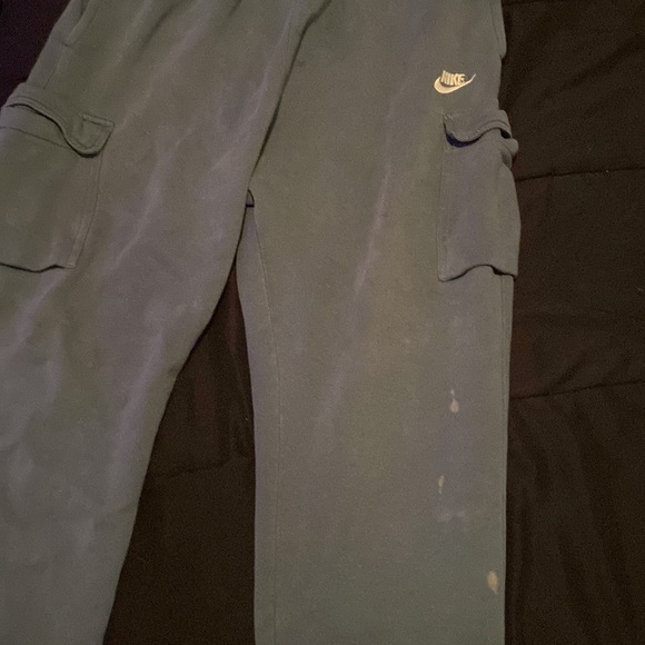 Nike sweatpants XL - Picture 2 of 2
